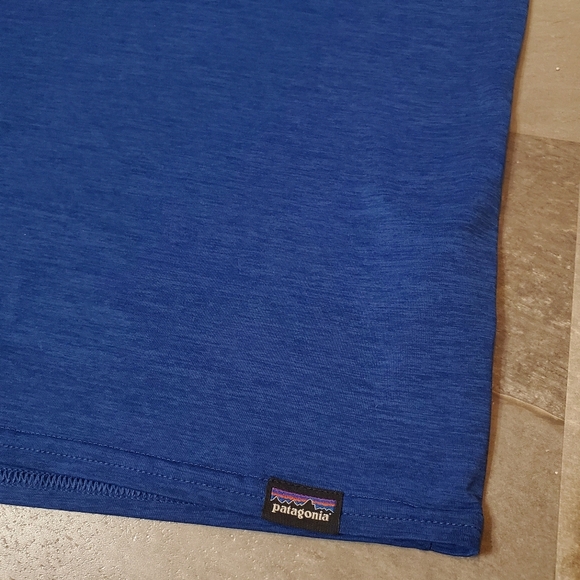 Patagonia Capilene Cool Daily Blue Men's short sleeves shirt. Heathered. Size S. - Picture 4 of 7